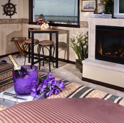 Lincoln City Bed & Breakfast | Baywood Shores Beachfront Lodging